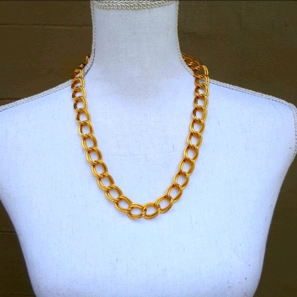 Ann Taylor | Yellow•Gold🔗Chain Link Necklace